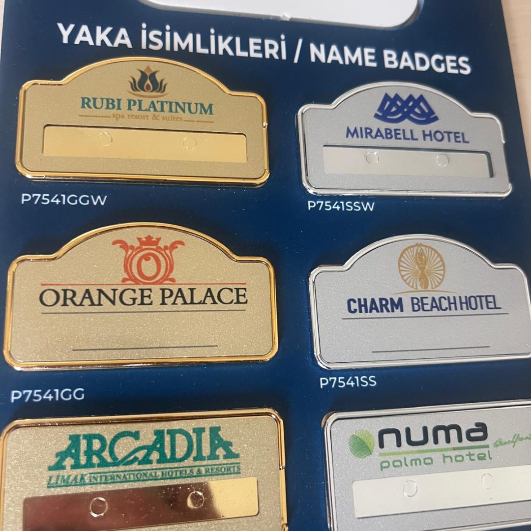 Yaka isimliği ve kartı